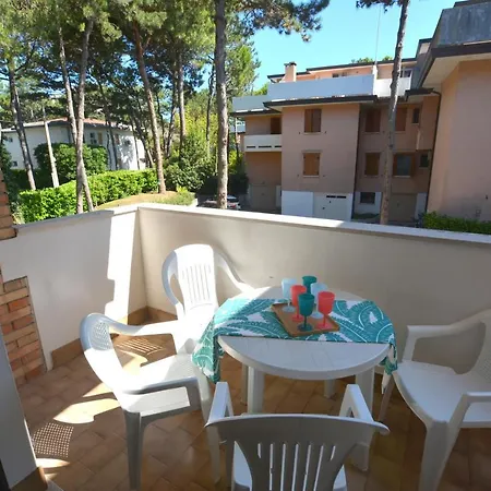 アパート Lignano Pineta