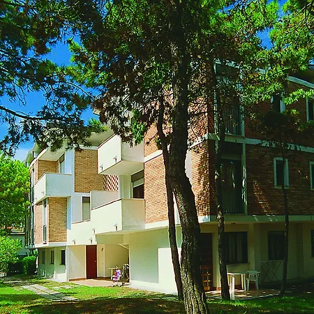 Lignano Pineta Линьяно-Саббьядоро