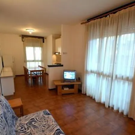 Lignano Pineta Apartament *