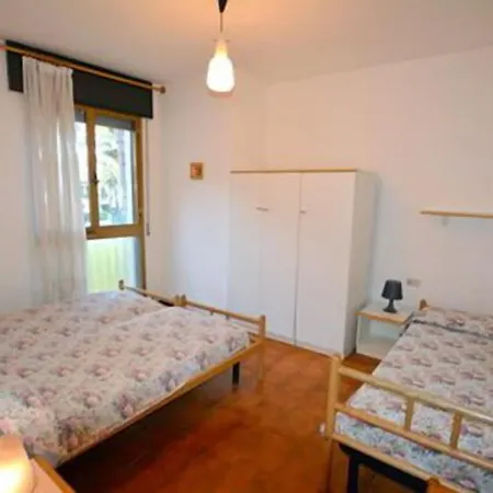 アパート Lignano Pineta